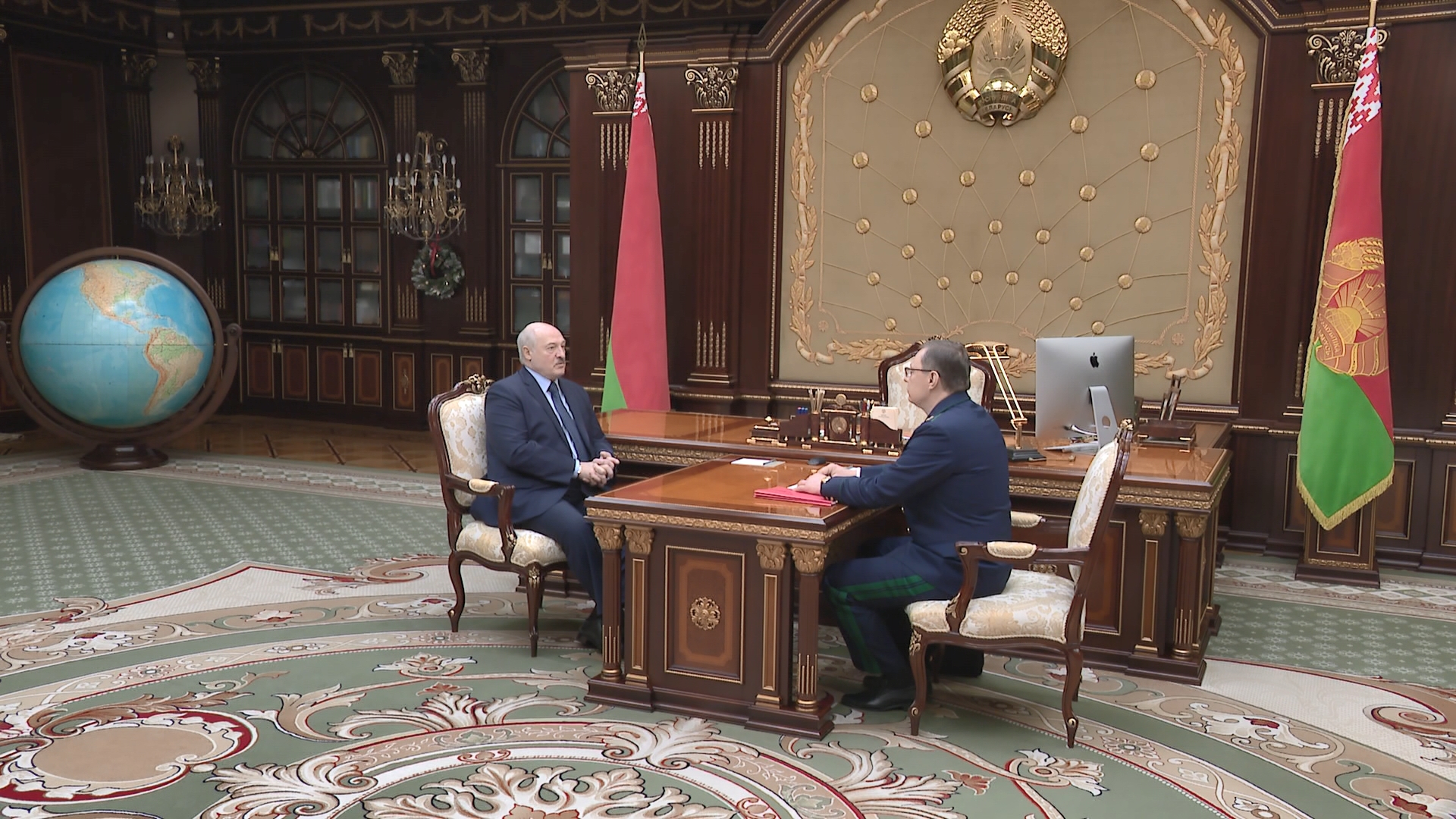 Президент принял с докладом генерального прокурора Беларуси