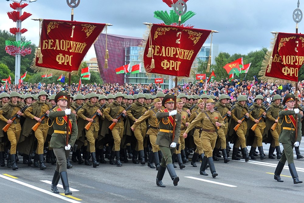 Онлайн-трансляция военного парада, посвященного 75-летию Великой Победы