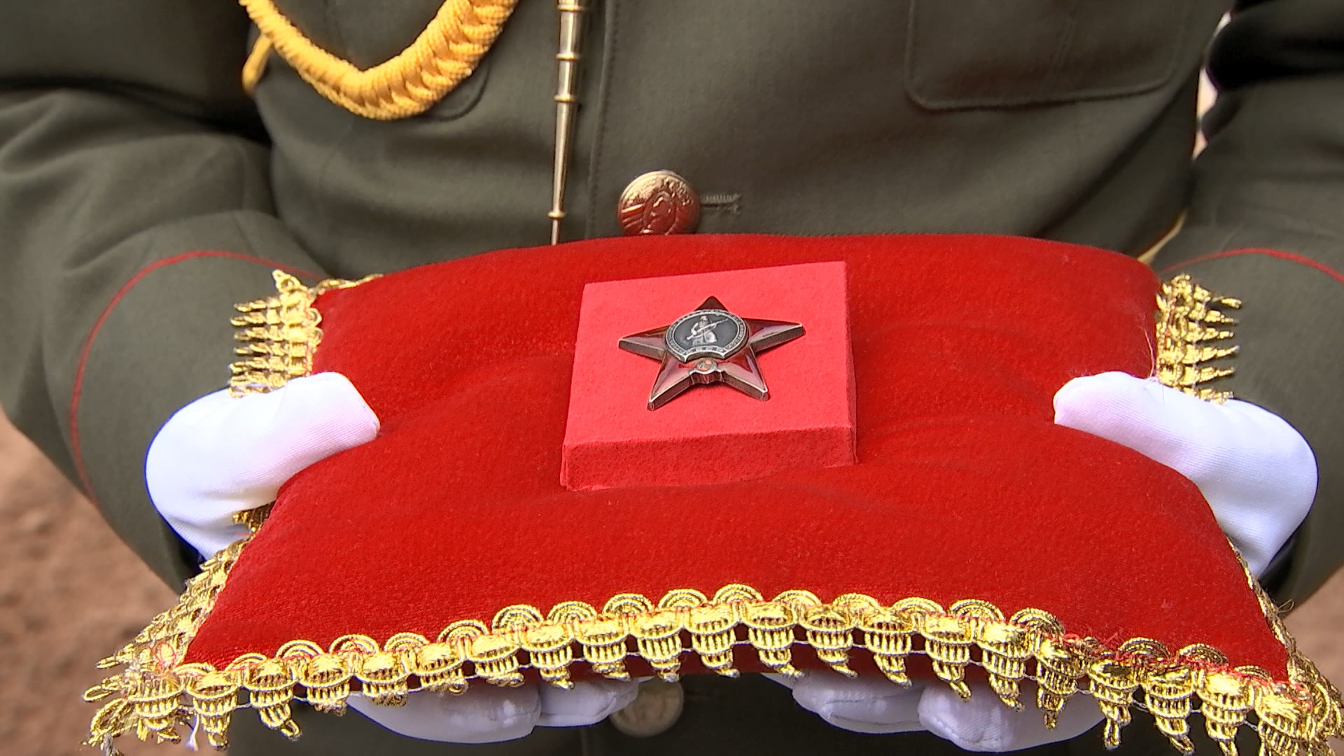 Орден Красной Звезды вручён воинской части за взятие Пиллау
