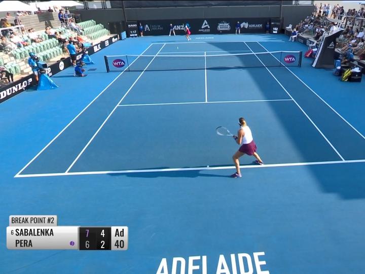 Арина Соболенко вышла в четвертьфинал теннисного турнира в Аделаиде