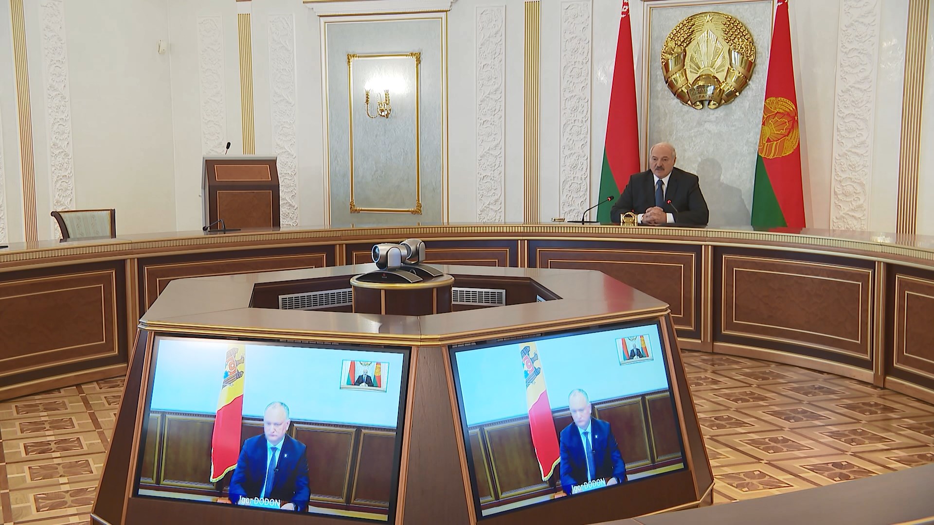 Лукашенко провёл переговоры с Президентом Молдовы по видеосвязи