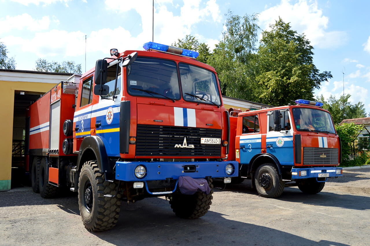 25 пожарных автоцистерн пополнили автопарки МЧС
