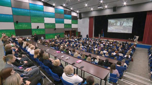 Large-scale conference dedicated to women of war held in Minsk