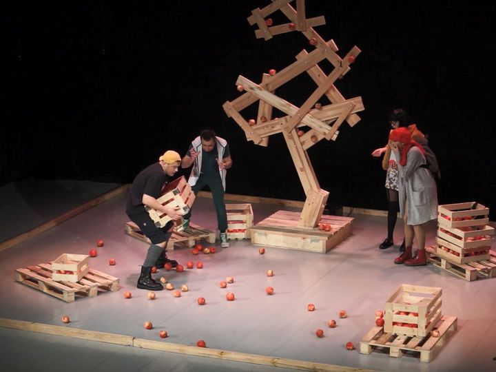 В Москве показали спектакль Купаловского театра «Урожай»